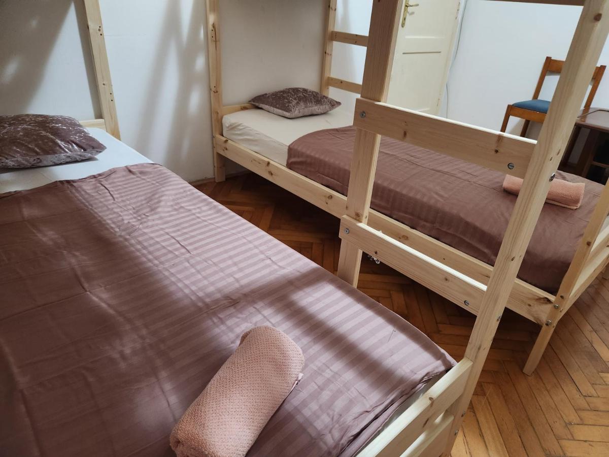Hostel Queen Centar Spalato Esterno foto